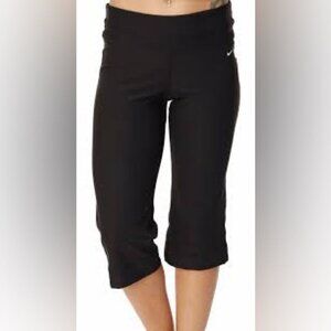 Nike Dri Fit cropped workout pants Sz M